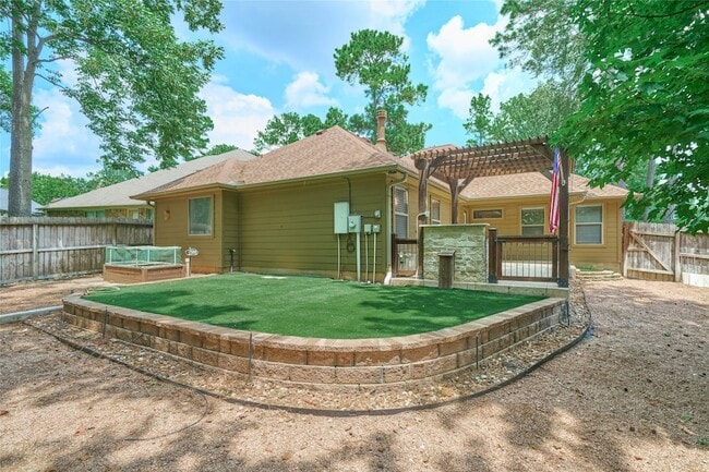 Building Photo - 13613 Vail Dr