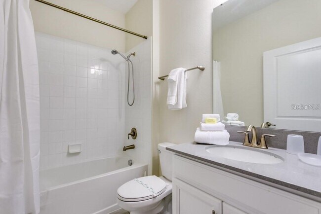 Building Photo - 1561 Flange Dr