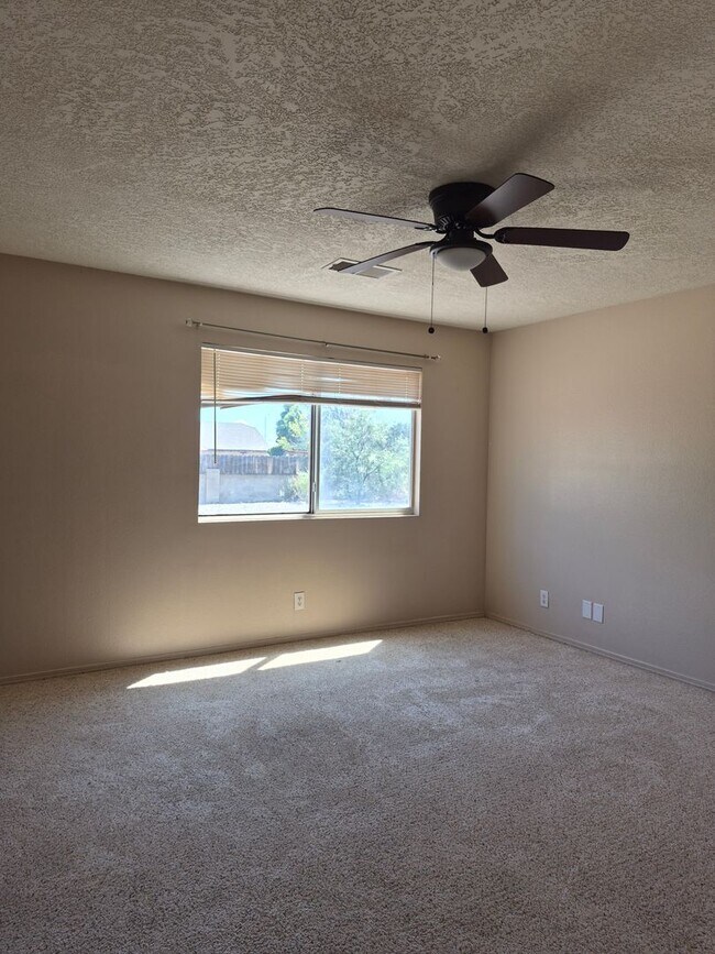 Building Photo - 4604 Bismark Hills Way NE