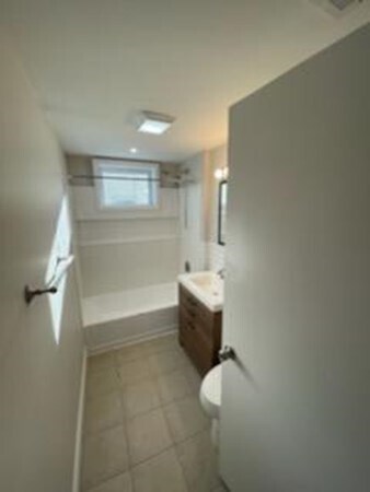 Building Photo - 49 Hecla St