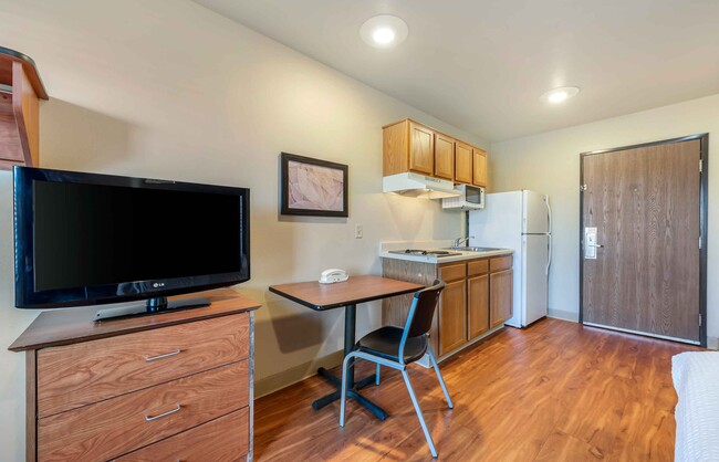 Building Photo - Furnished Studio-Colorado Springs - Airport