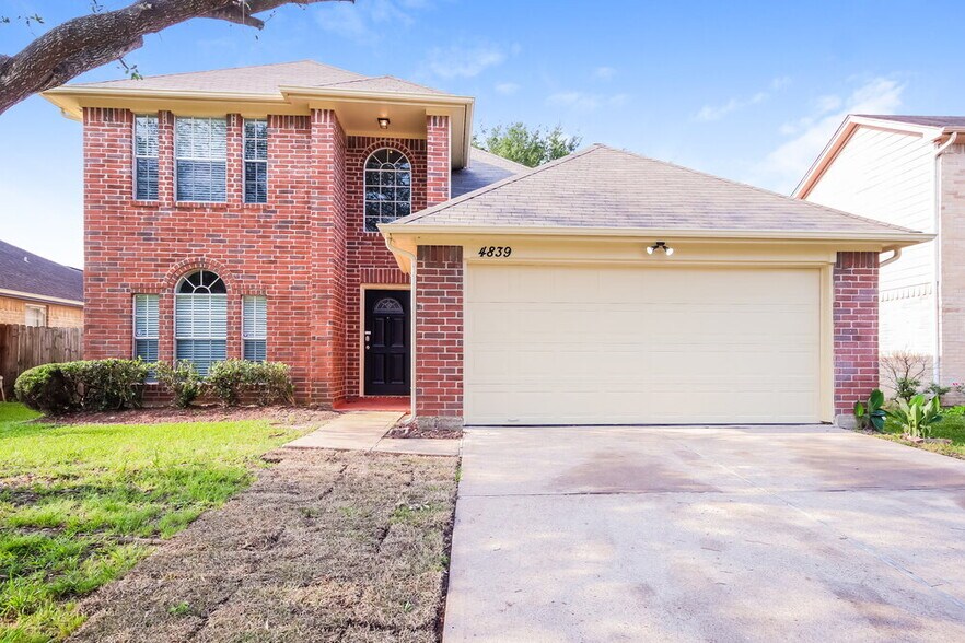 Primary Photo - 4839 Callery Creek Dr
