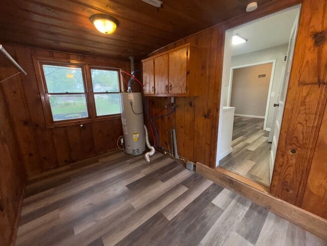 Building Photo - 203 W Magnolia St