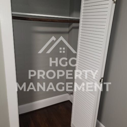 Building Photo - 115 The Blvd