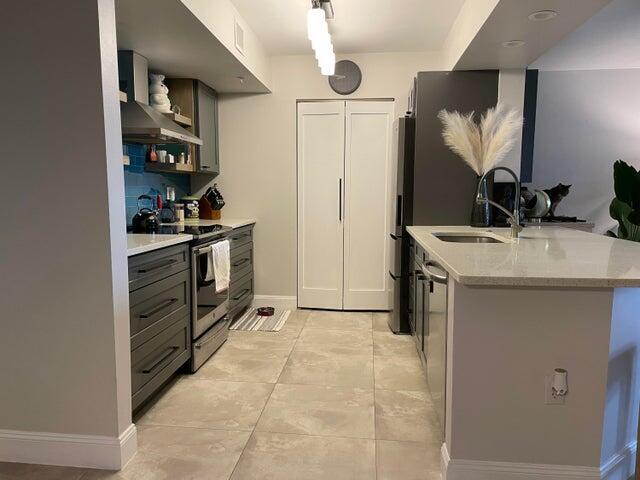 Building Photo - 1200 Scotia Dr