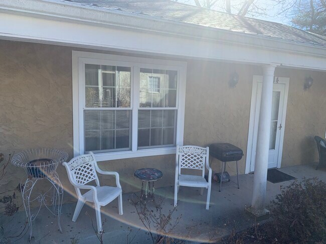 Building Photo - 3514 Brevard Rd