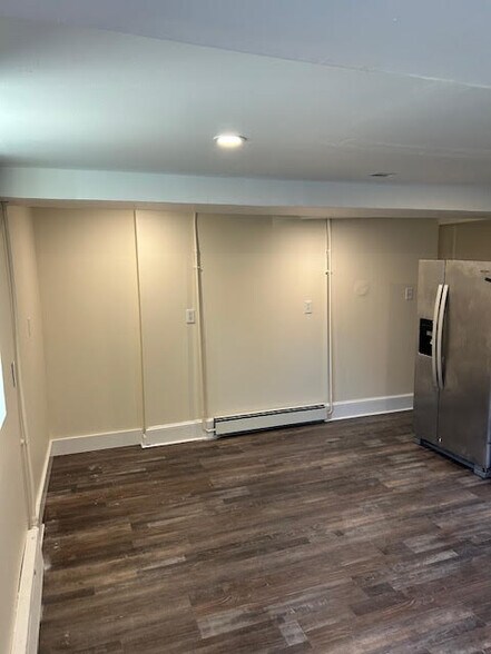 Eat in Kitchen/Living Room - 505 Washington St