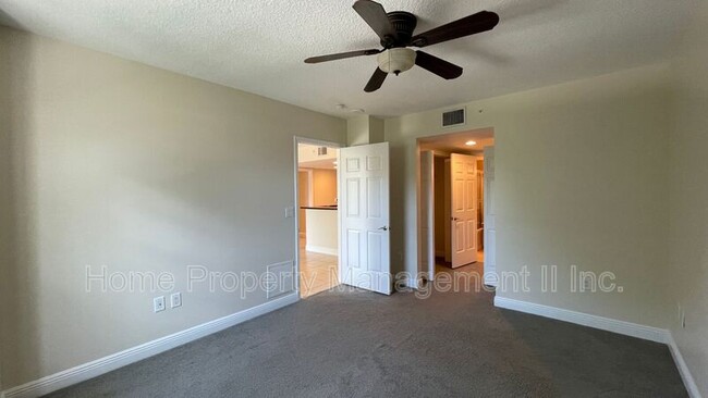 Building Photo - 610 Clematis St