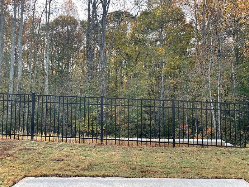 Building Photo - 396 Summerwood Ln