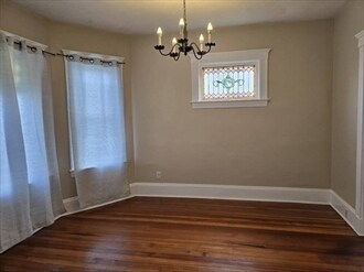 Building Photo - 39 Pearson Rd