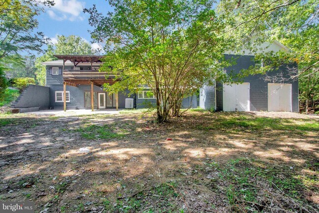 Building Photo - 20478 Poplar Ridge Rd