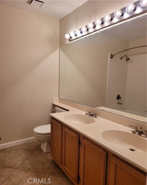 Building Photo - 6682 Austin Ct