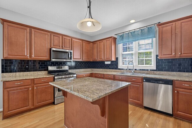 Building Photo - 22361 Moss Creek Cir
