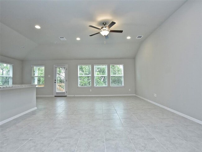 Building Photo - 20701 Boggy Ford Rd