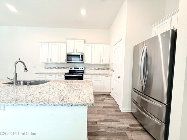 Building Photo - 7838 Meadow Walk Ln