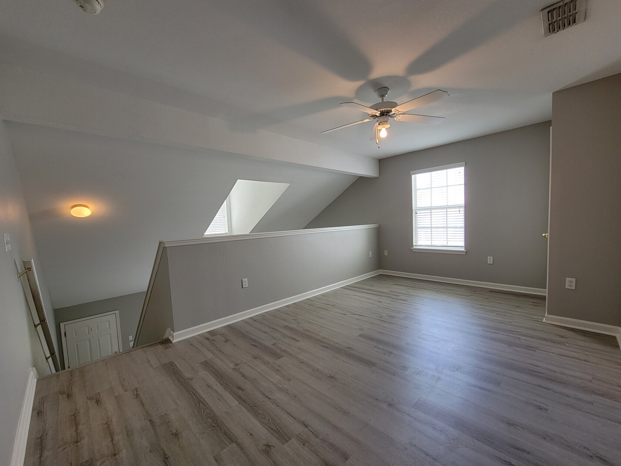 Building Photo - 4434 Gearhart Rd