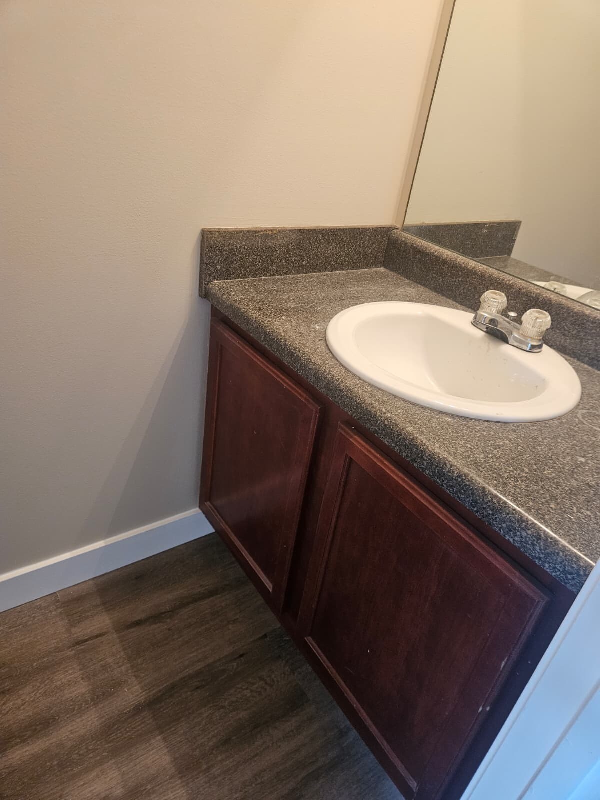 Building Photo - 500 Jaclyn Cir