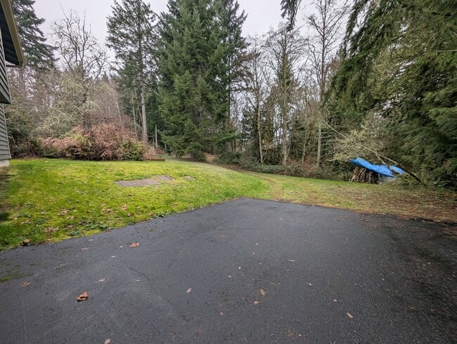 Building Photo - Southworth Hideaway Available Now! Small Pets Okay! 2 Br for Rent!