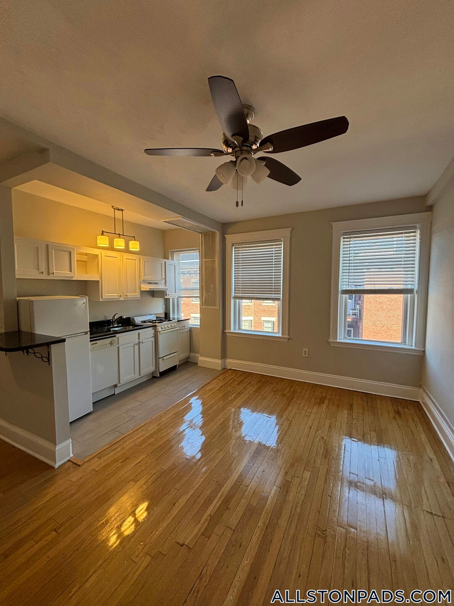 Building Photo - 1185 Commonwealth Ave