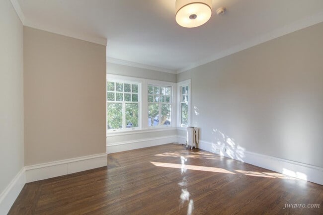 Building Photo - 2989 Jackson St