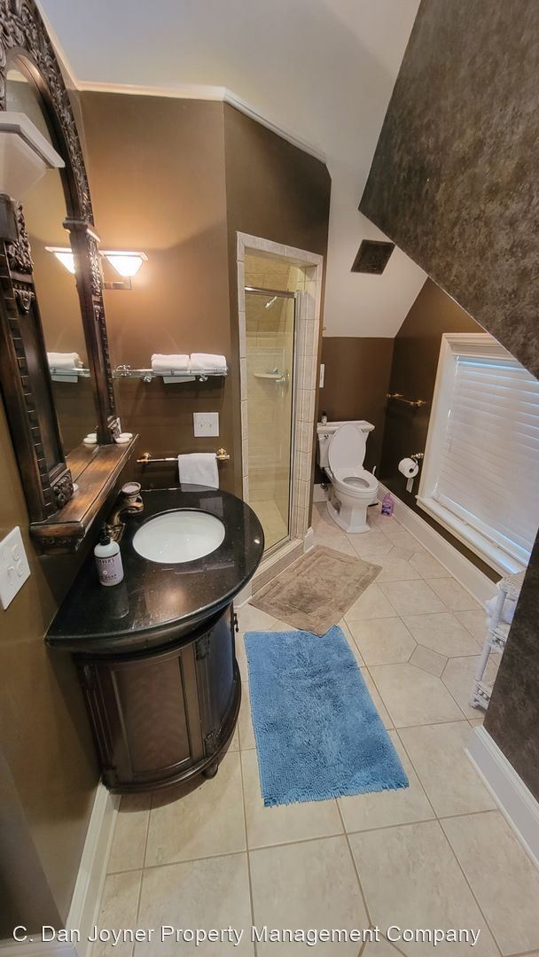 Building Photo - 5 br, 3.5 bath House - 108 W Prentiss Ave
