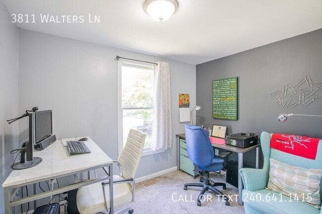 Building Photo - 3811 Walters Ln
