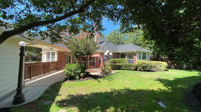 Building Photo - 5510 Cherry Creek Bend Ct