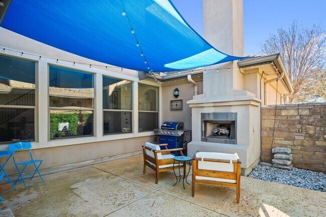 Building Photo - 119 Via Villina