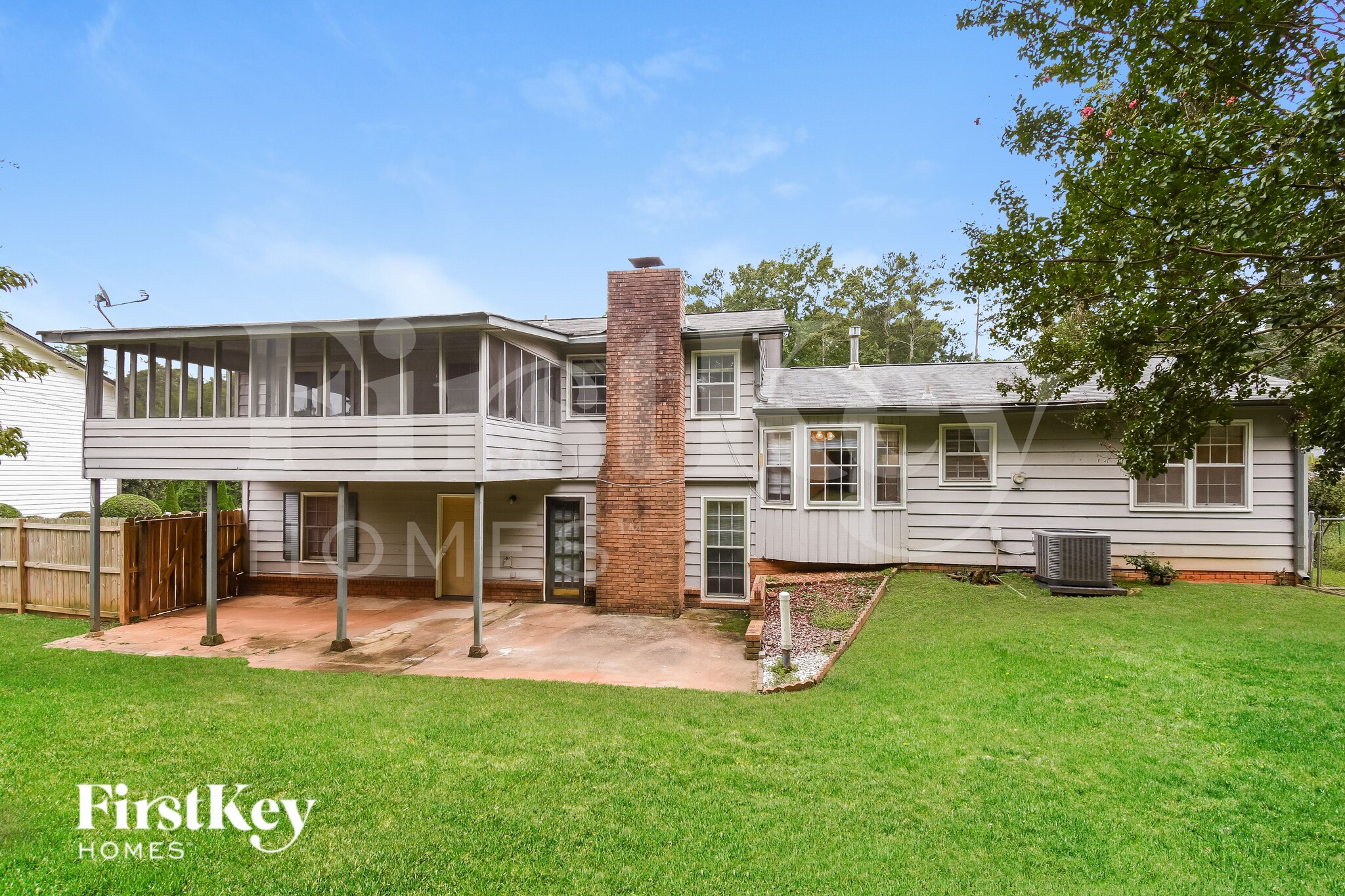 Building Photo - 3021 Wendwood Dr