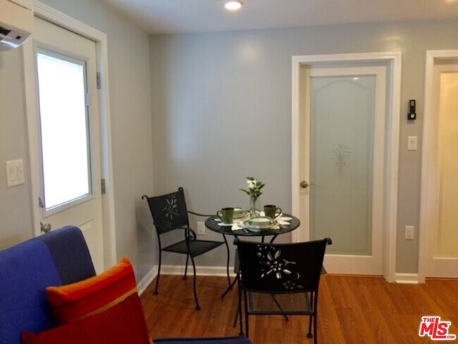 Building Photo - 1348 S Curson Ave