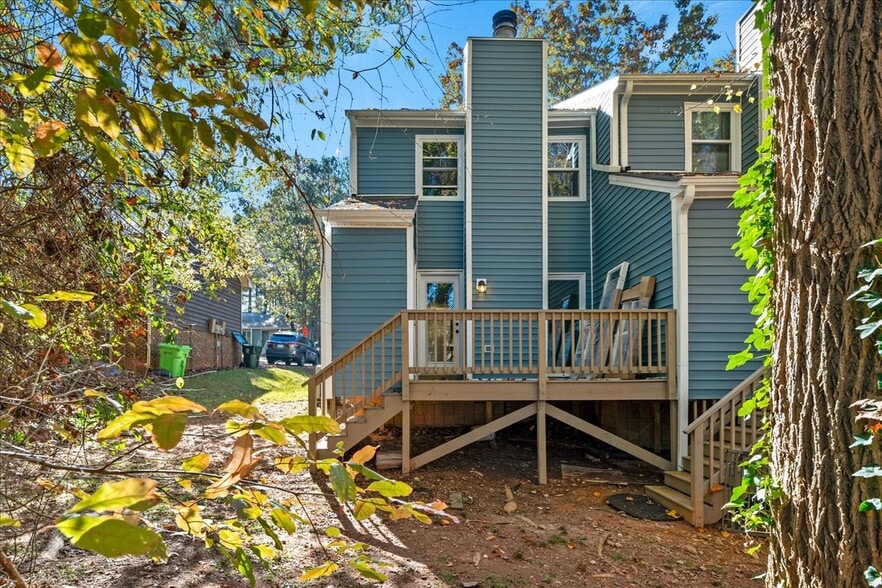 Building Photo - 5508 Kaplan Dr