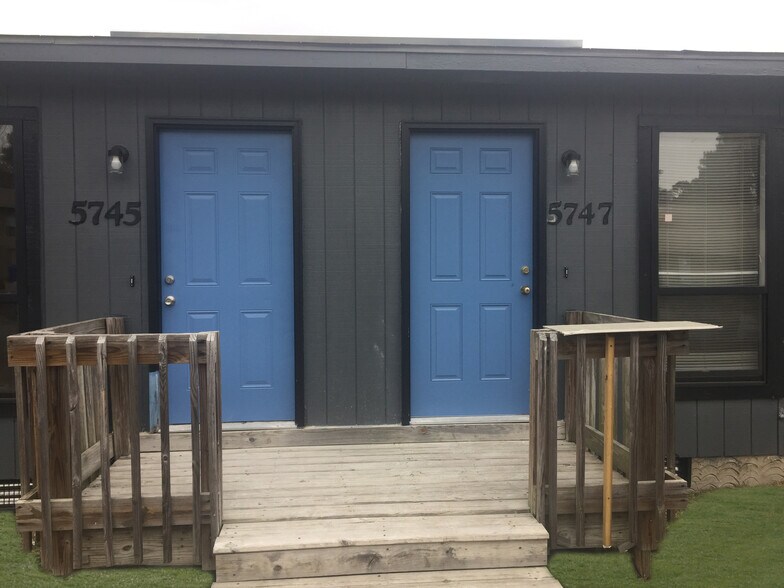 Building Photo - 5747 Aftonshire Dr