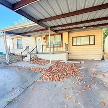 Building Photo - 4004 SE 25th St