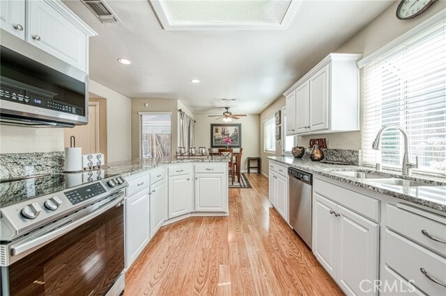 Building Photo - 10668 N Lighthouse Dr