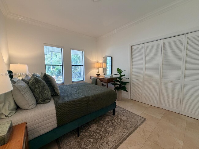 Building Photo - 301 Isla Dorada Blvd