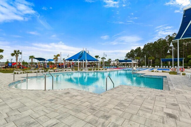 Building Photo - 368 Woods Ln