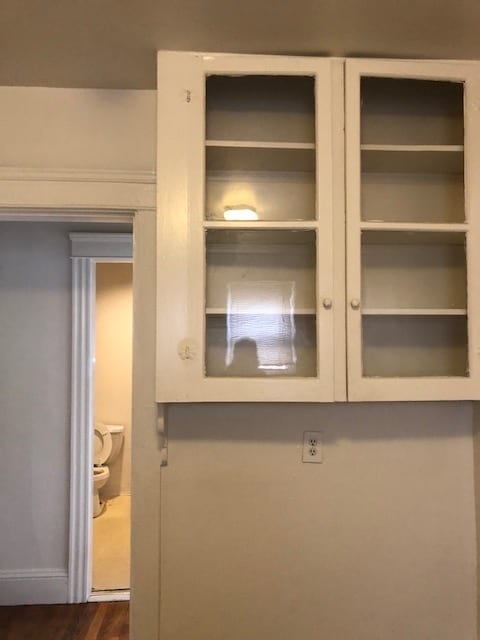 Building Photo - 385 Ives St