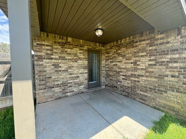 Building Photo - Available House in Windstone