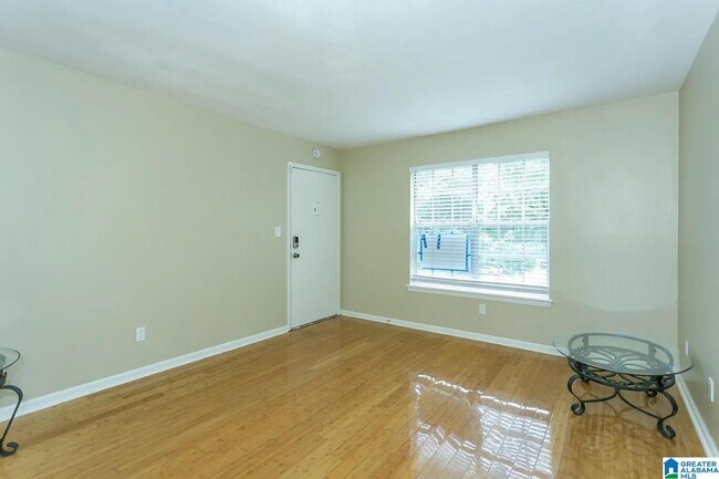 Building Photo - 2200 Montreat Cir