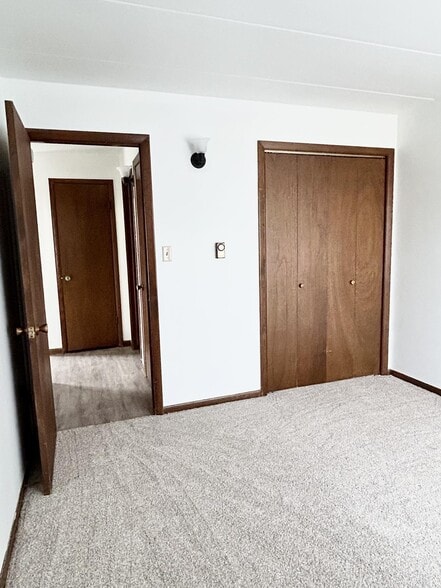 Bedroom 2 With Spacious Closet - 1905 Austin Ave