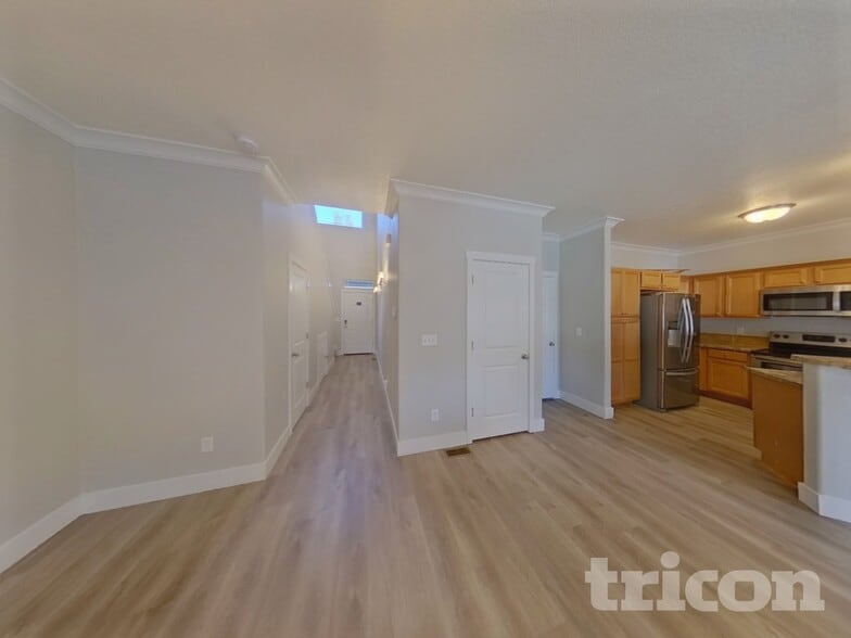 Building Photo - 7924 NE 20th St