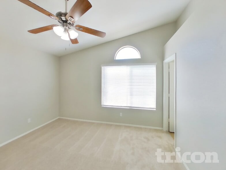 Building Photo - 11302 W Orchid Ln