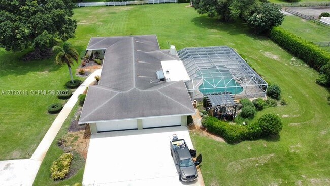 Building Photo - 17501 SW 54th St