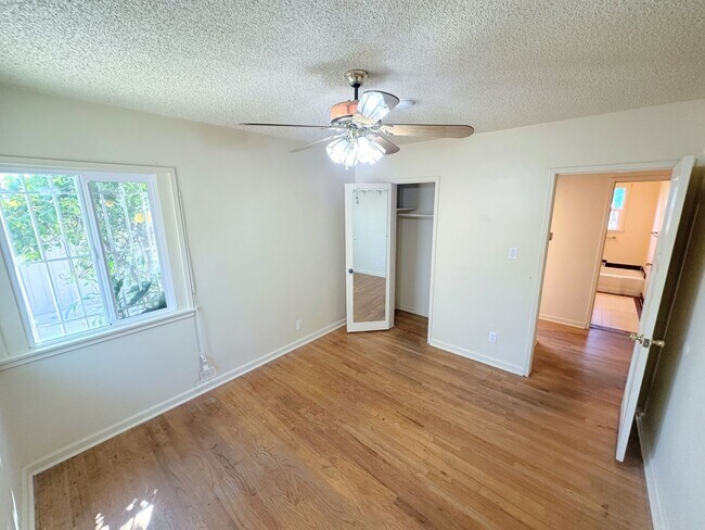 Building Photo - 3977 Coolidge Ave