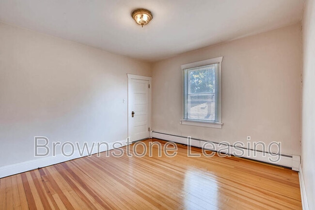 Building Photo - 869 N Ogden St