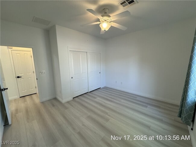 Building Photo - 2335 Meteor Shower St