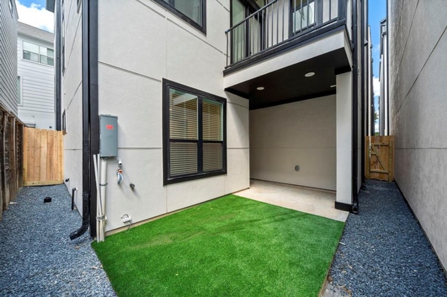 Building Photo - Brand new house in the Museum District wit...