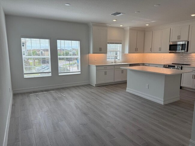 Building Photo - 28407 Grassland Rnch Ln