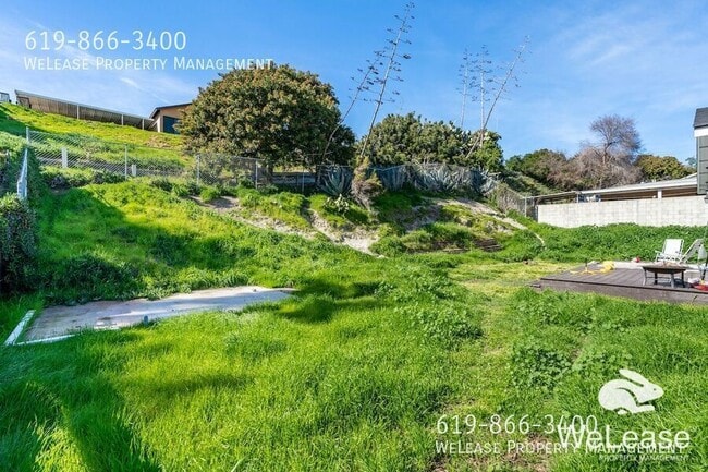 Building Photo - 2666 Rhoades Rd