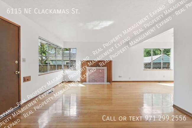 Building Photo - 6115 NE Clackamas St